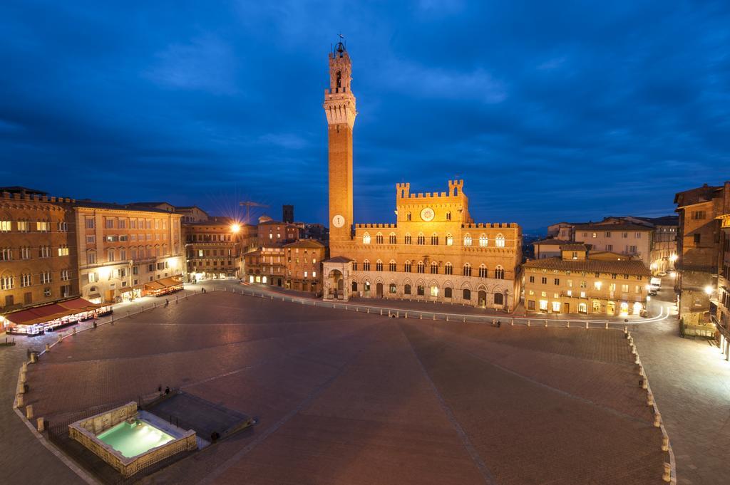 Apartamento Palazzo Lenzi Siena Habitación foto