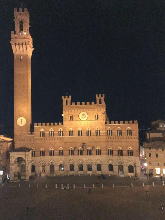 Apartamento Palazzo Lenzi Siena Exterior foto